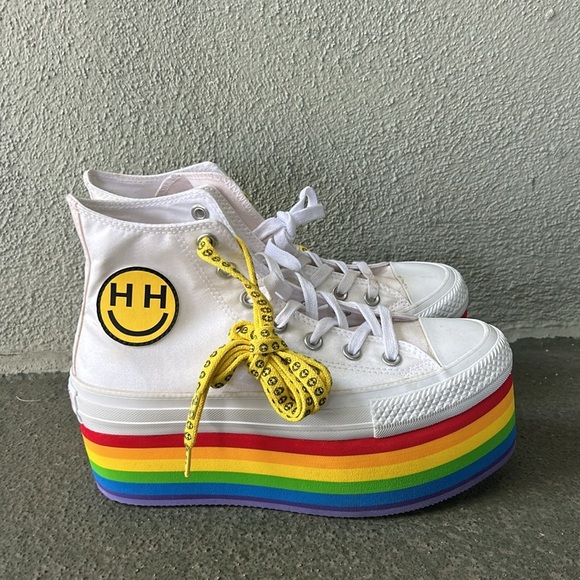 Converse  X Miley Cyrus Pride Platform Happy Hippie Chuck Taylor All Star Shoes - Picture 3 of 14